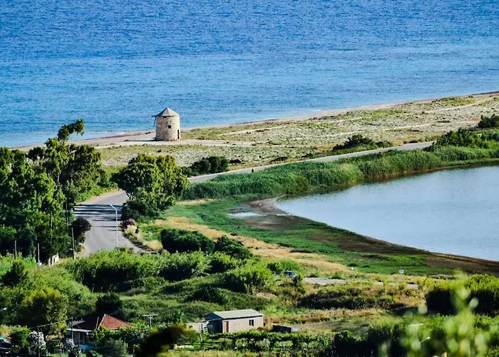 Апартаменты Erismini Frinion